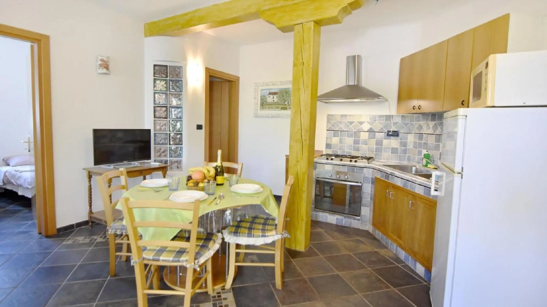 Einfache Wohnung In Der Naehe Des Strandes Punta Umag Croatia